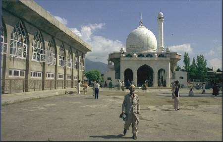 Hazratbal Mosque